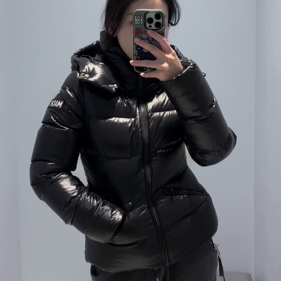 Mackage Madalyn Shiny Light Down Hooded Puffer Jacket - Size XS - Picture 3 of 4